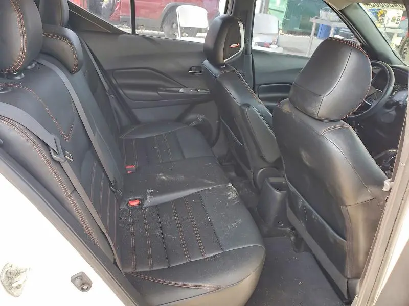 2019 NISSAN KICKS SR  
