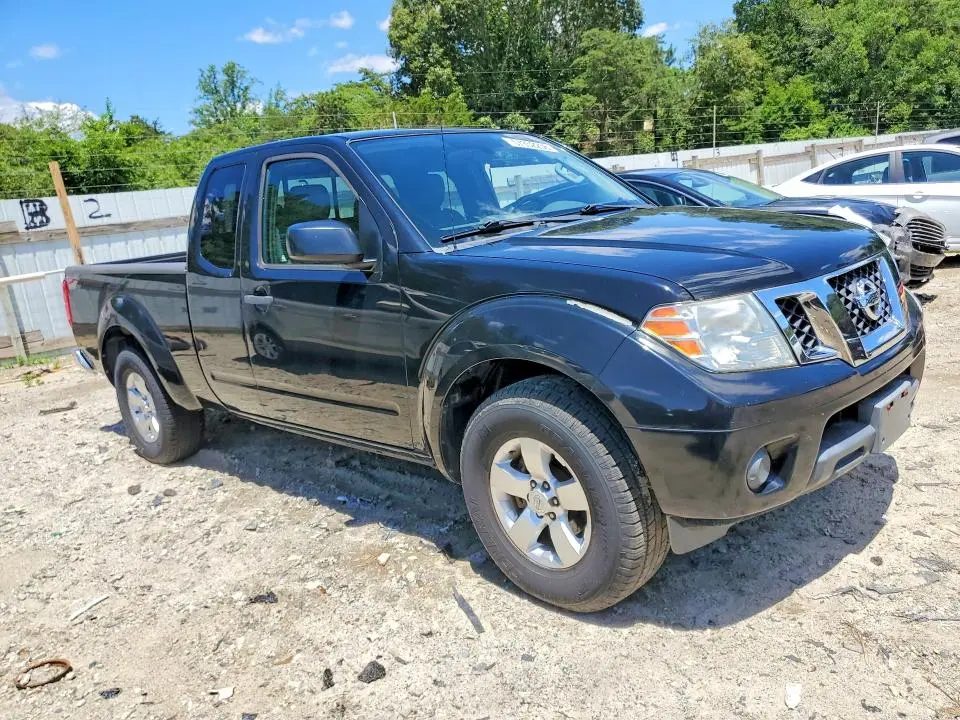 2012 NISSAN FRONTIER SV V6  