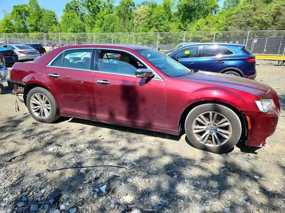 2016 CHRYSLER 300C   