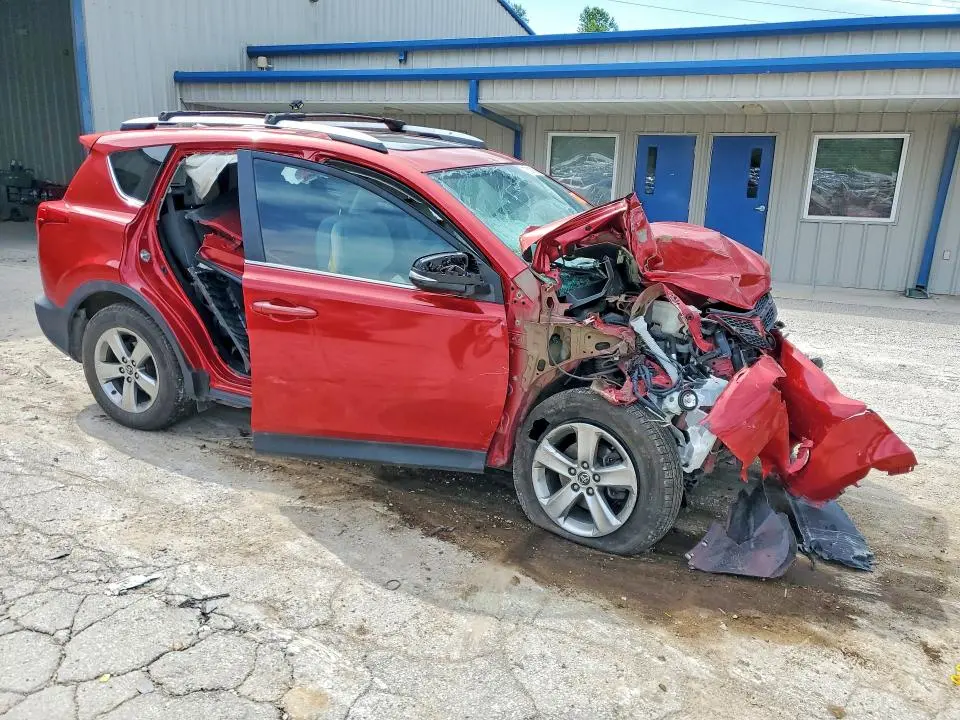 2015 TOYOTA RAV4 XLE  