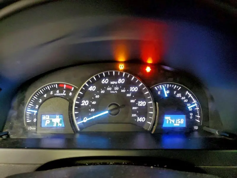 2015 TOYOTA CAMRY LE  