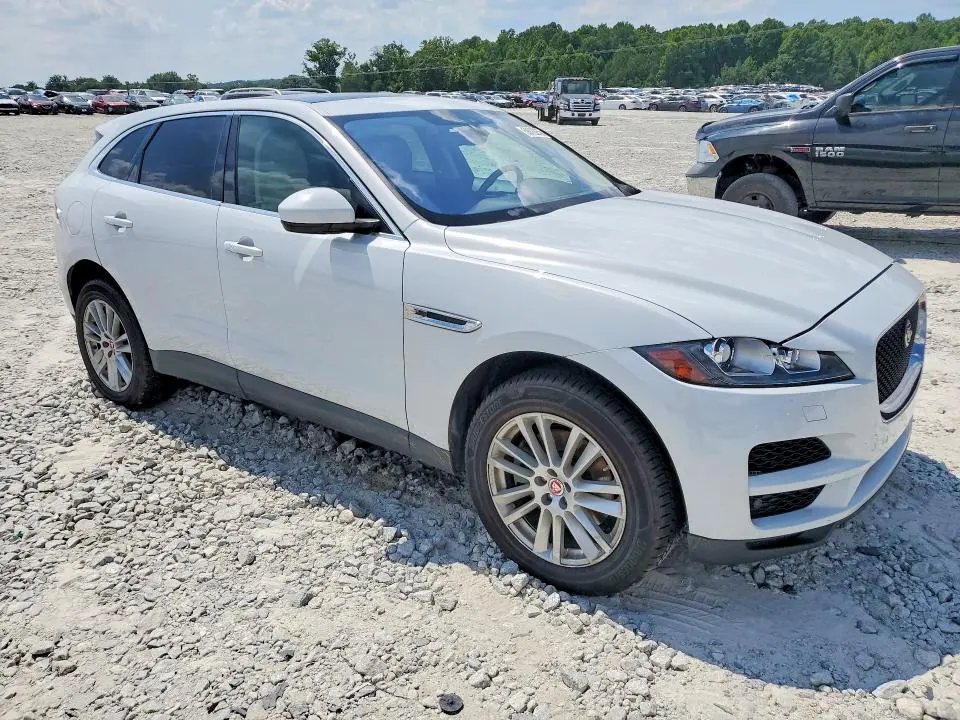 2019 JAGUAR F-PACE PRESTIGE  