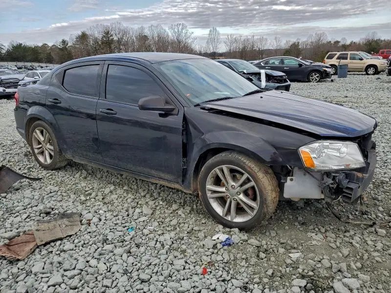 2012 DODGE AVENGER SE  