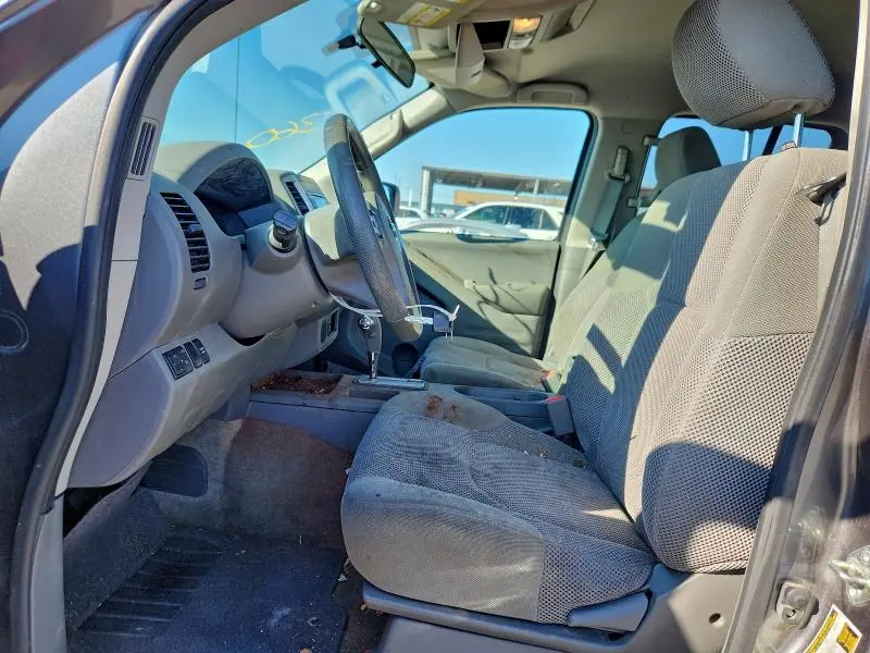 2017 NISSAN FRONTIER S  