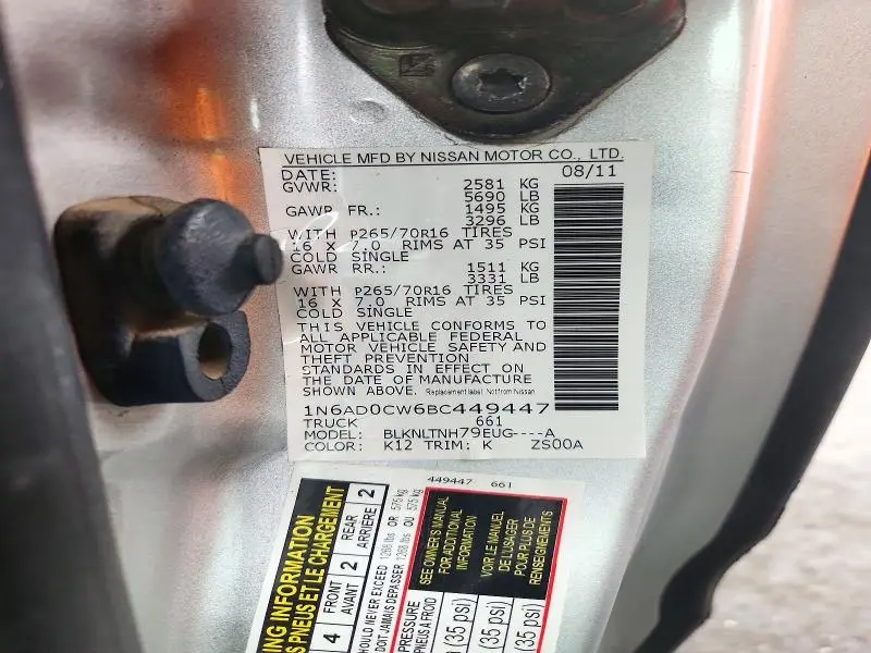 2011 NISSAN FRONTIER SV V6  
