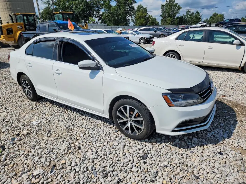 2018 VOLKSWAGEN JETTA SE  