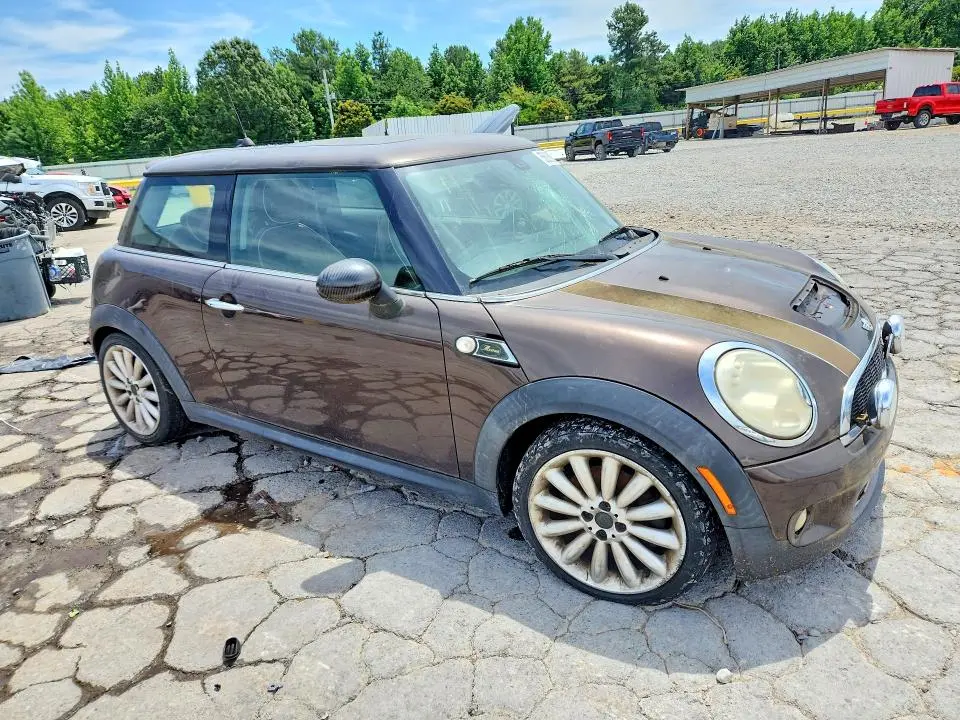 2010 MINI COOPER S  