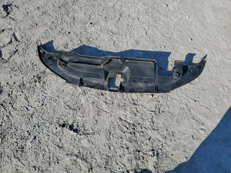 2020 TOYOTA PRIUS LE  