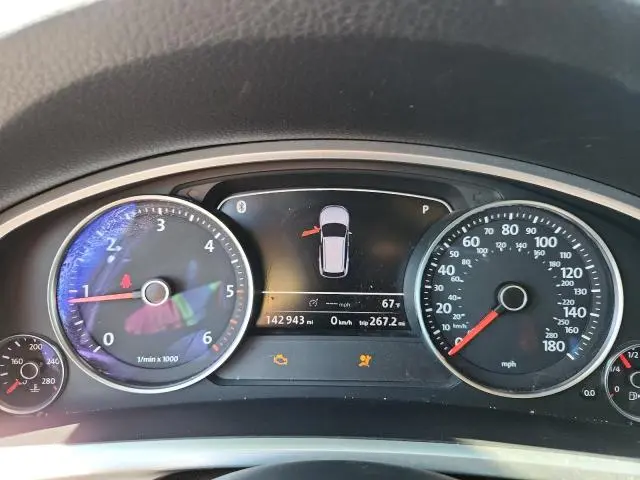 2011 VOLKSWAGEN TOUAREG V6 TDI  
