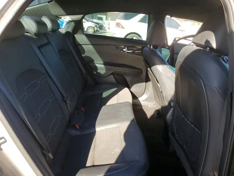2023 KIA FORTE GT LINE  
