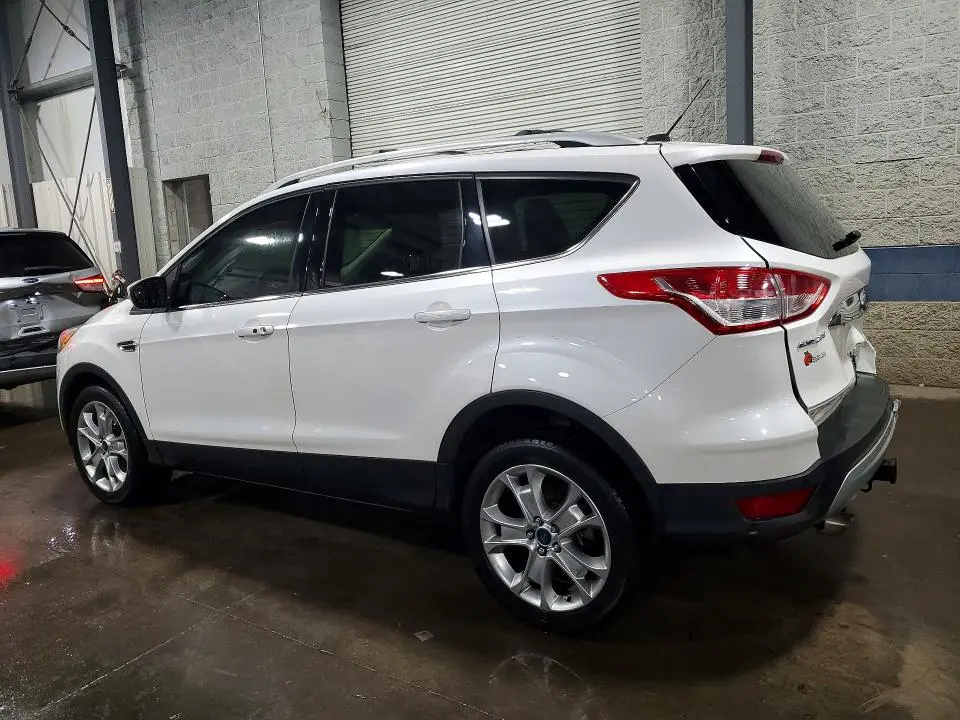 2016 FORD ESCAPE TITANIUM  