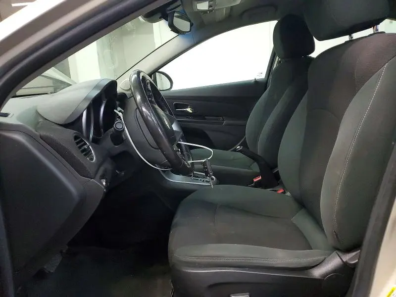 2011 CHEVROLET CRUZE LT  