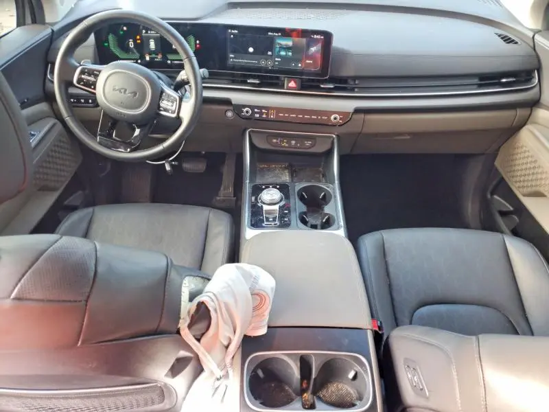 2025 KIA CARNIVAL EX  