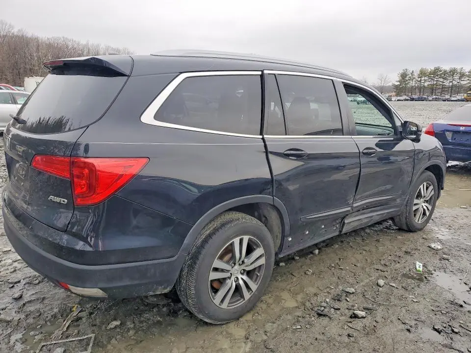 2016 HONDA PILOT EXLN  
