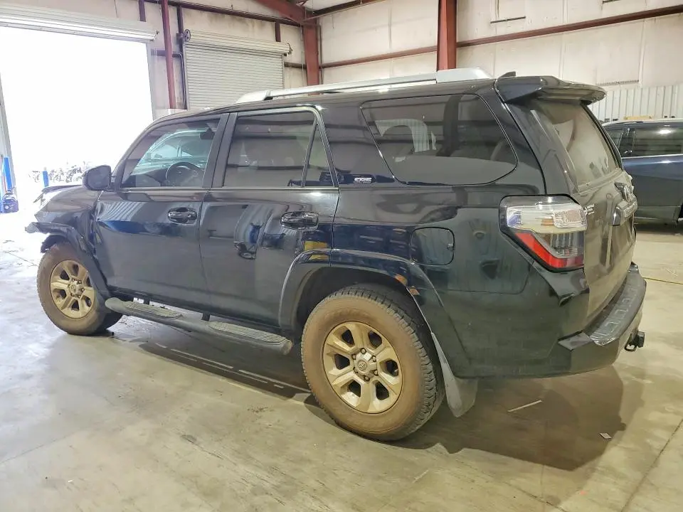 2018 TOYOTA 4RUNNER SR5  
