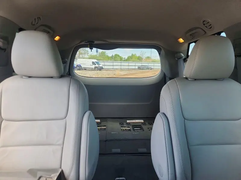 2017 TOYOTA SIENNA XLE PREMIUM 7-PASSENGER  
