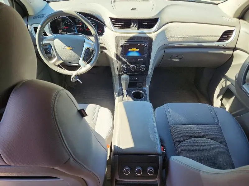 2014 CHEVROLET TRAVERSE LT  