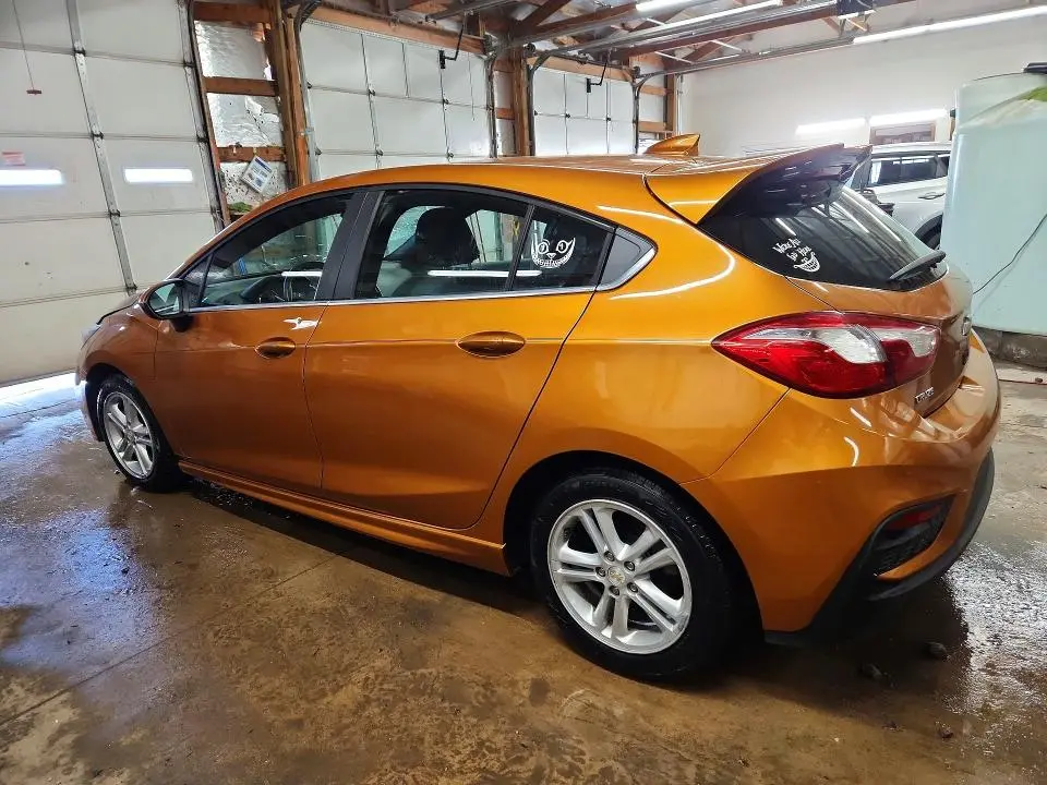2017 CHEVROLET CRUZE LT  