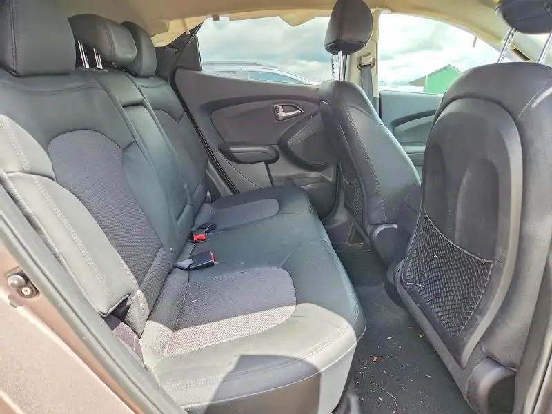 2012 HYUNDAI TUCSON GLS  