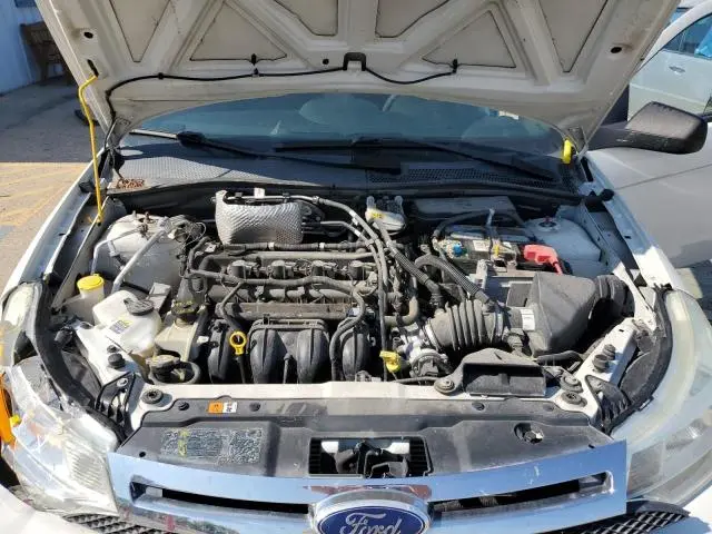 2010 FORD FOCUS SE  