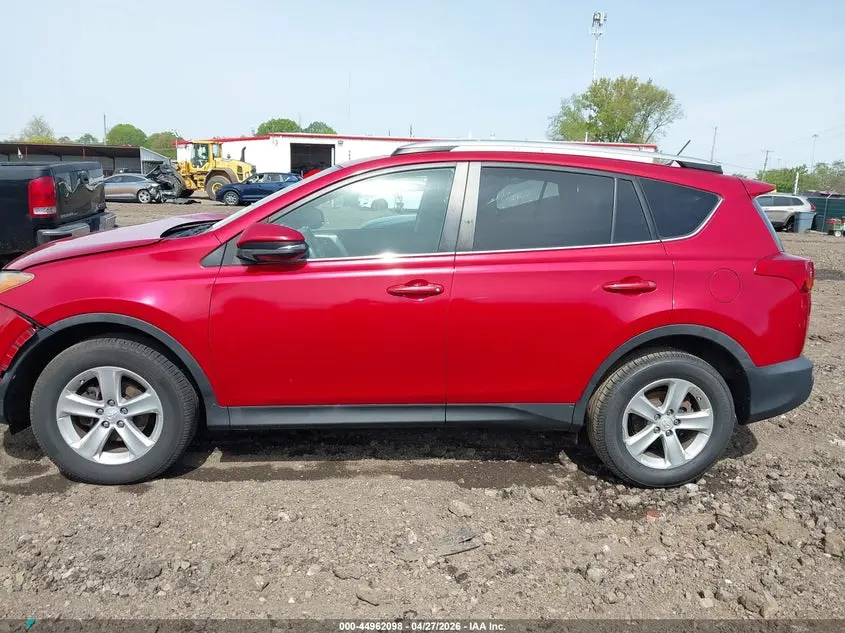 2013 TOYOTA RAV4 XLE