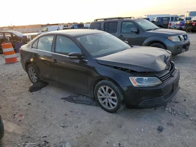 2013 VOLKSWAGEN JETTA SE  