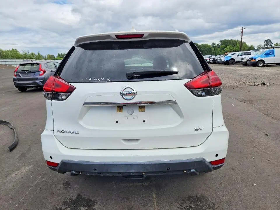 2017 NISSAN ROGUE SV  