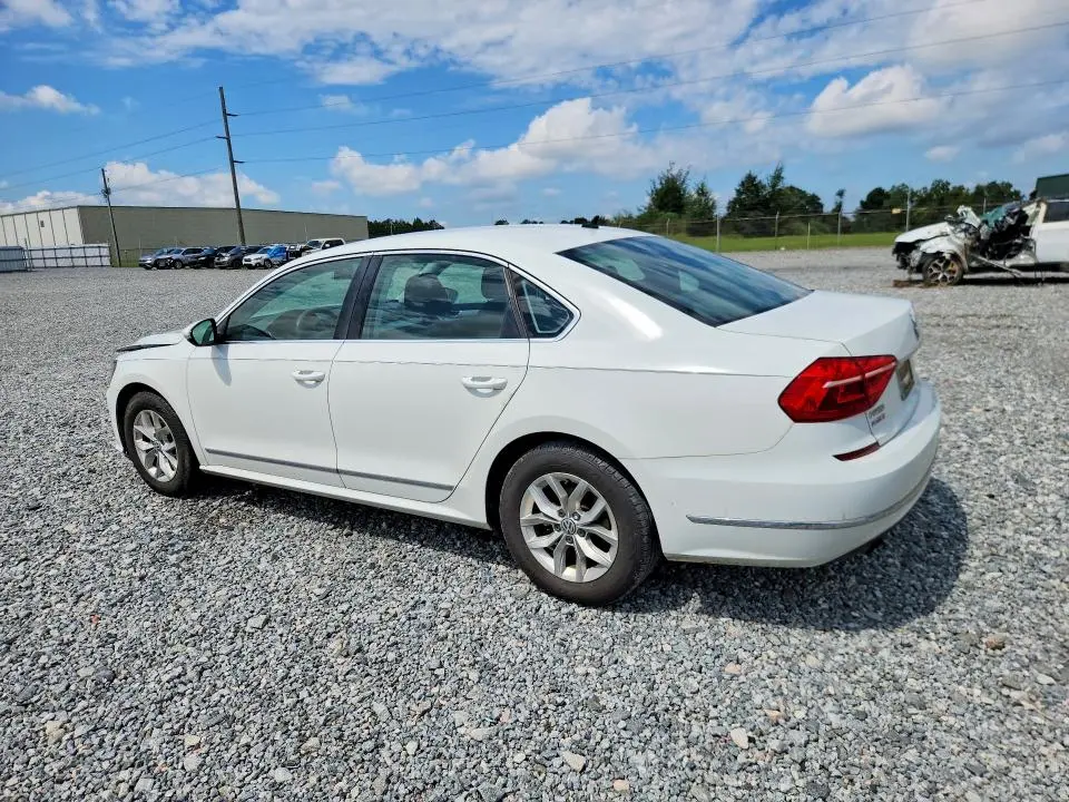 2016 VOLKSWAGEN PASSAT S  