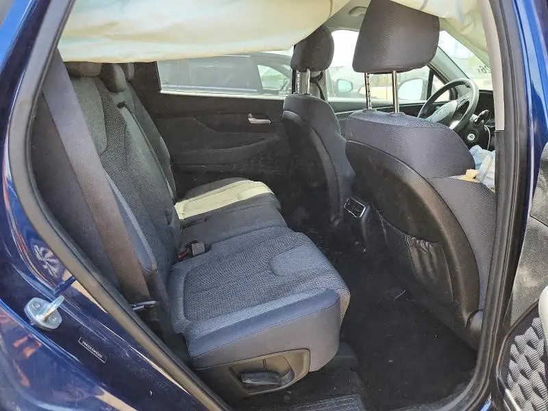2021 HYUNDAI SANTA FE SE  