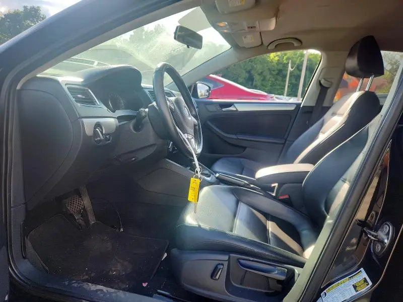 2014 VOLKSWAGEN JETTA SE  
