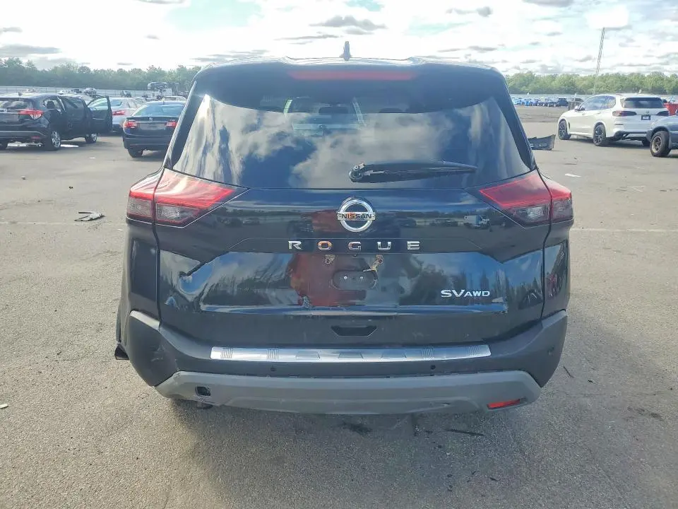 2021 NISSAN ROGUE SV  