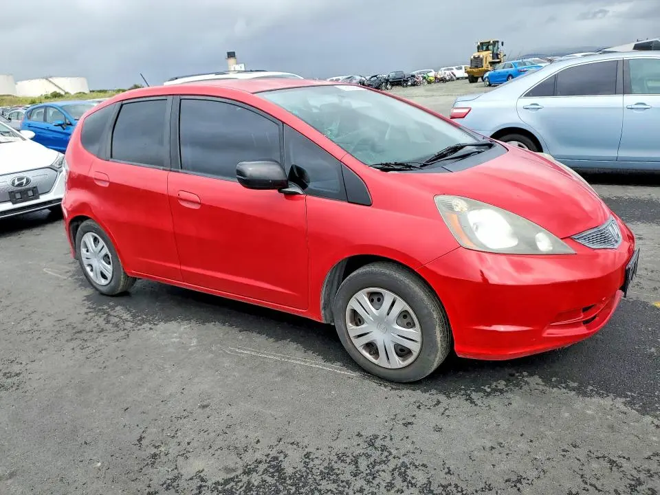 2010 HONDA FIT   