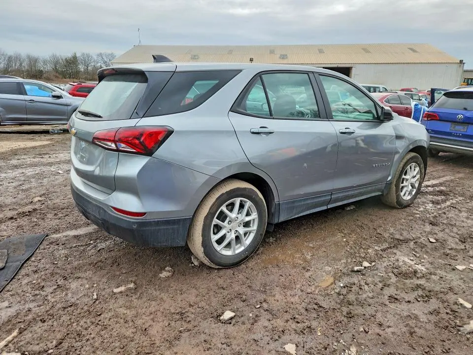 2024 CHEVROLET EQUINOX LS  