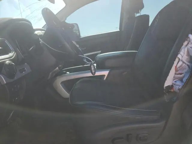 2019 NISSAN TITAN SV  