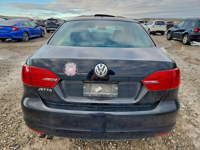 2014 VOLKSWAGEN JETTA BASE  