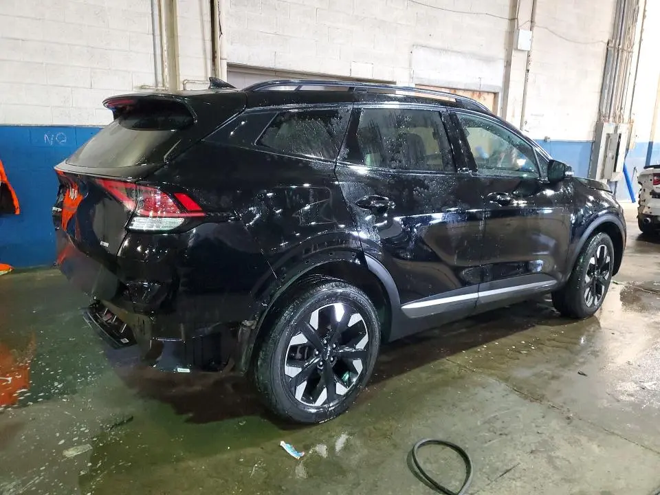 2023 KIA SPORTAGE X-LINE  
