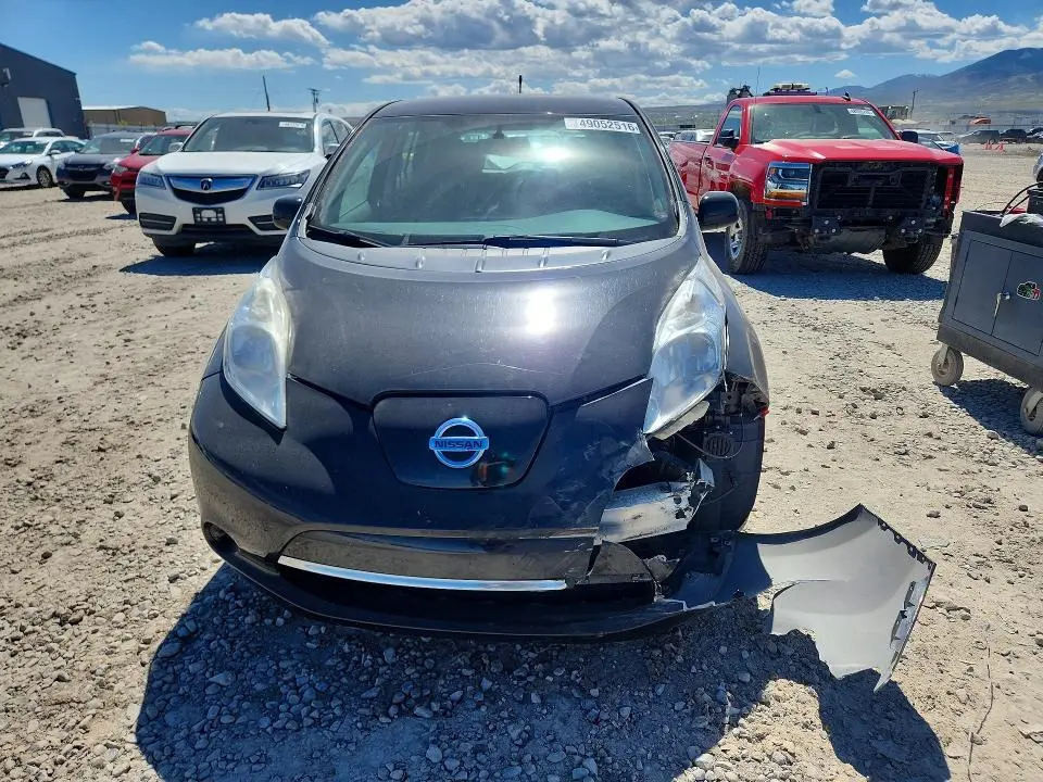2014 NISSAN LEAF S  