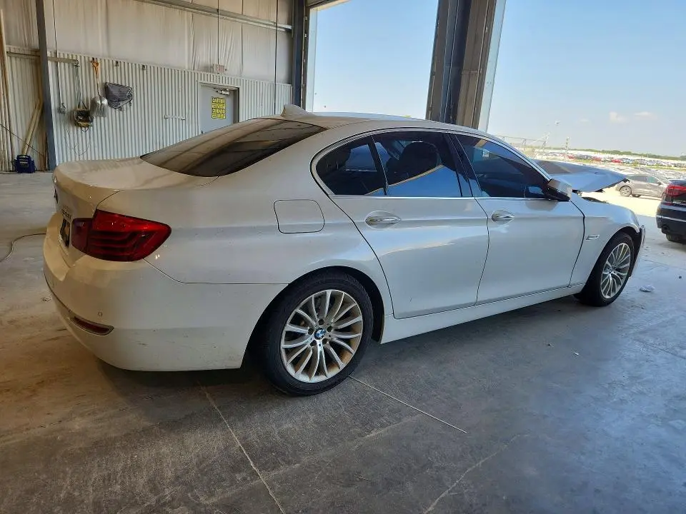 2016 BMW 528 XI  