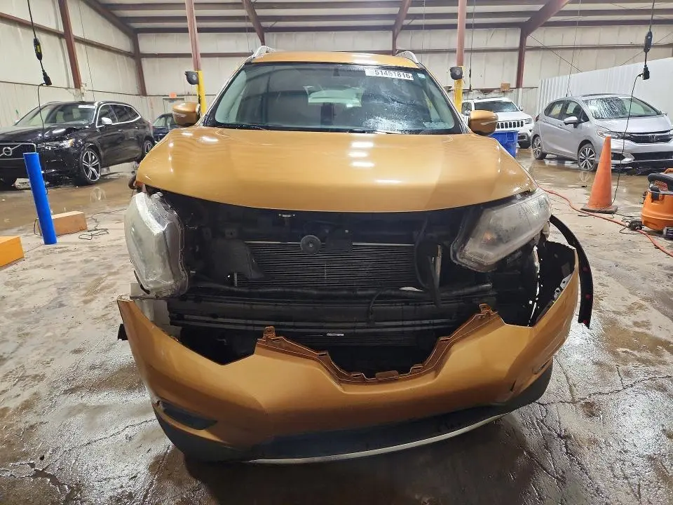 2014 NISSAN ROGUE SV  