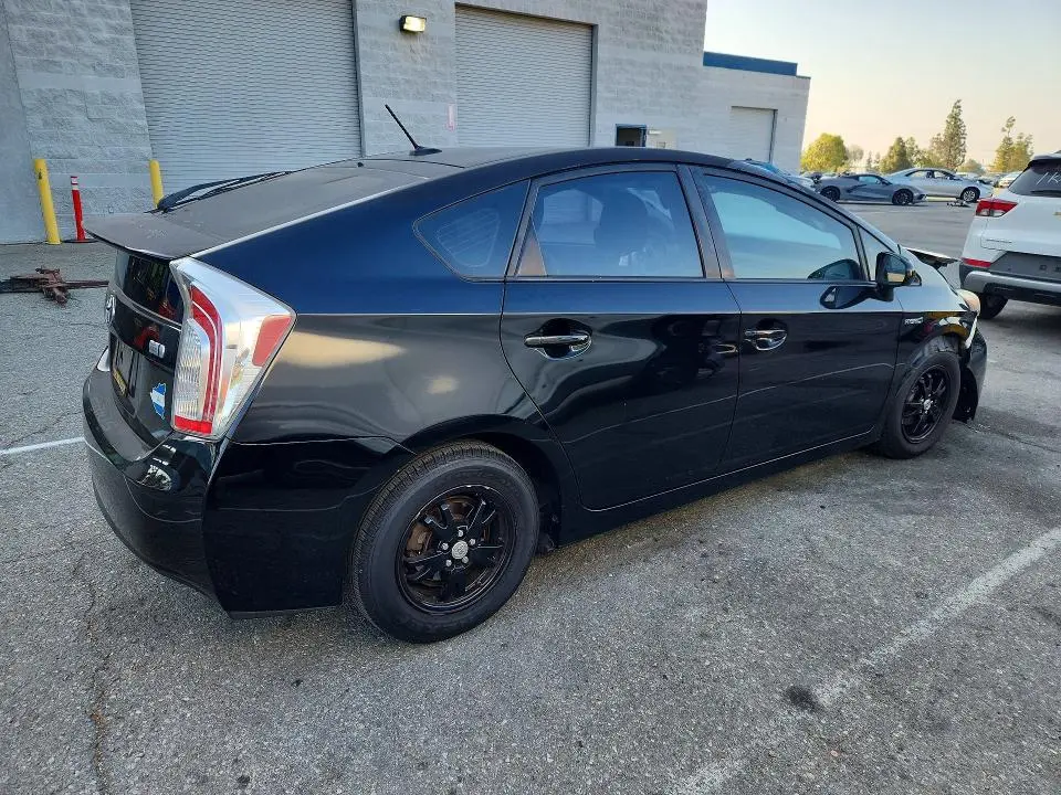 2015 TOYOTA PRIUS FOUR  