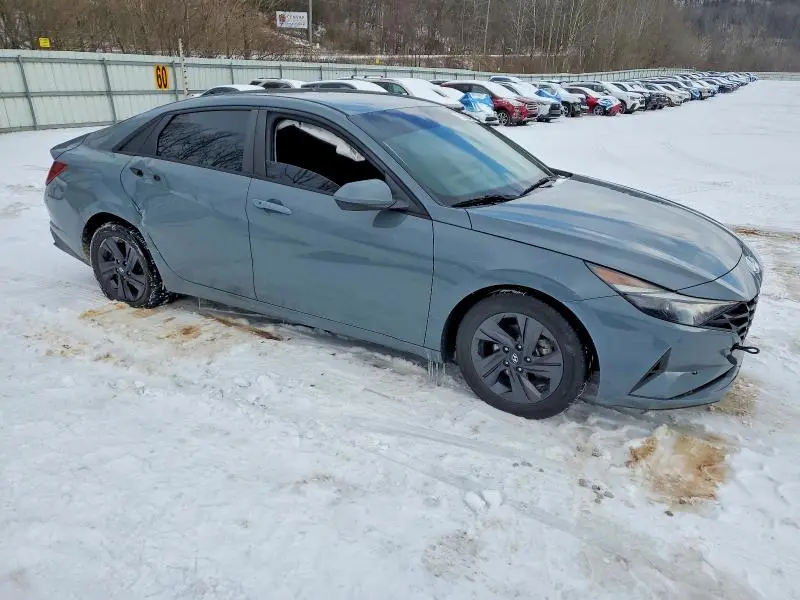 2021 HYUNDAI ELANTRA SEL  