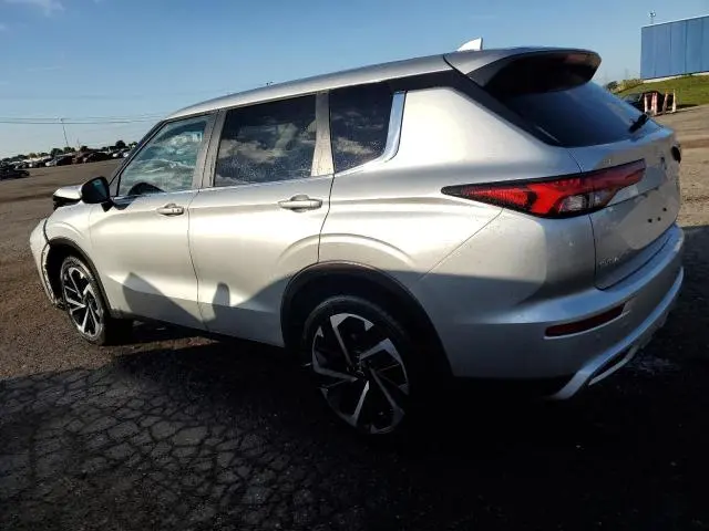2024 MITSUBISHI OUTLANDER SE  