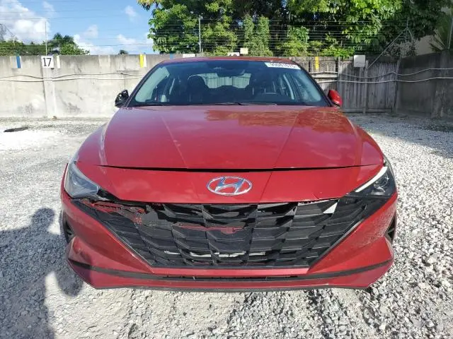 2022 HYUNDAI ELANTRA SE  