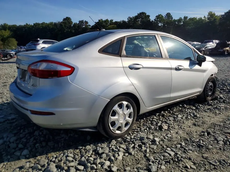 2015 FORD FIESTA S  