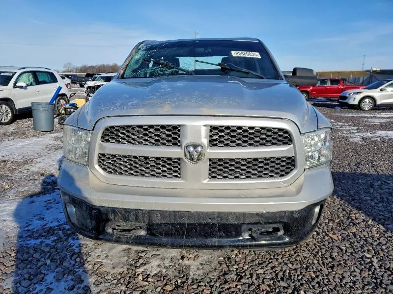 2014 RAM 1500 SLT  