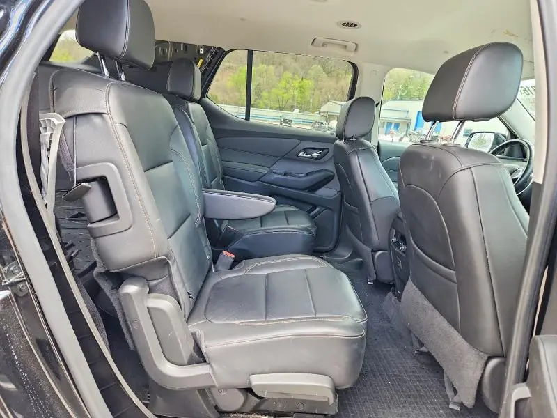 2020 CHEVROLET TRAVERSE LT  