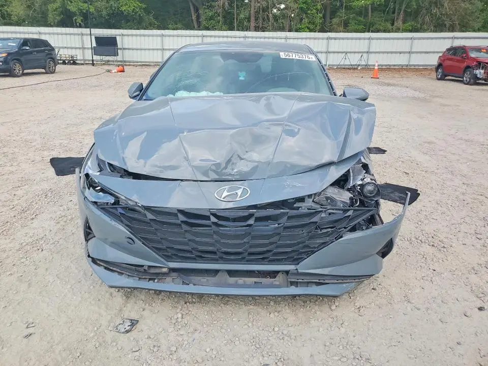 2022 HYUNDAI ELANTRA SEL  