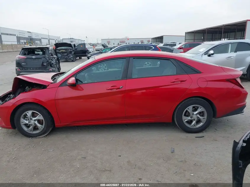 2021 HYUNDAI ELANTRA SE