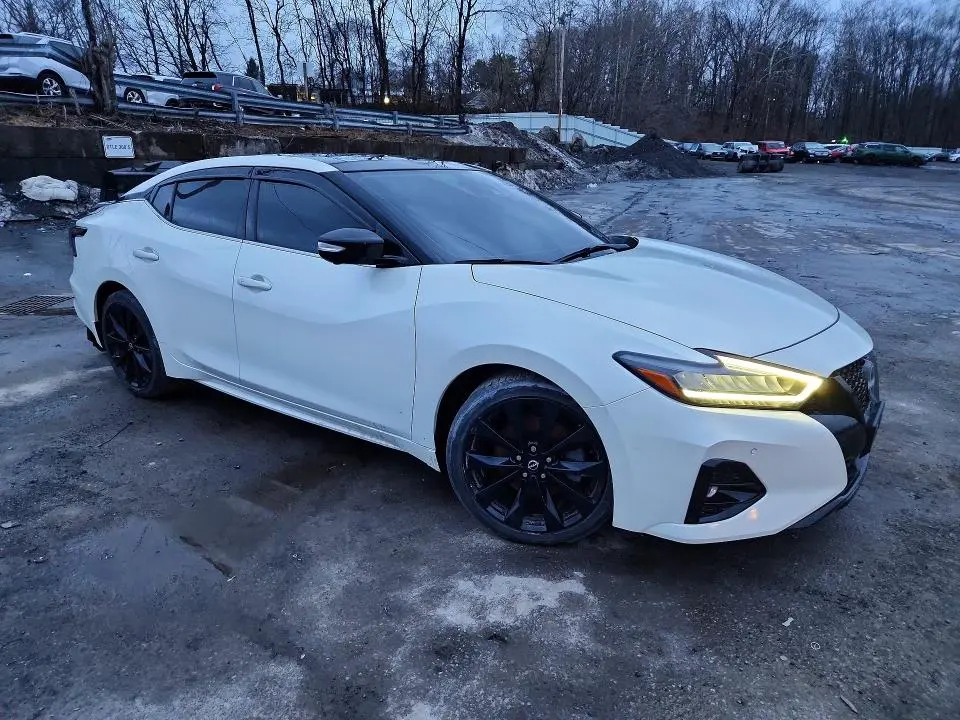 2023 NISSAN MAXIMA 3.5 SR  