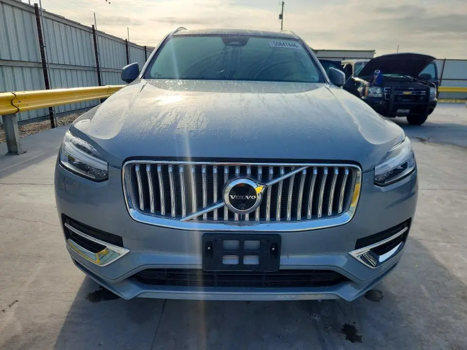 2025 VOLVO XC90 PLUS  